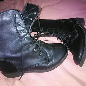 Black Boots